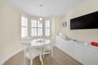 Pink Floyd 3BR Flat in Maida Vale near Notting Hill and Little Venice - London - 6