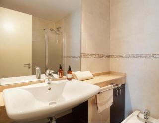 Av d'Eduard Maristany, 13 - 6