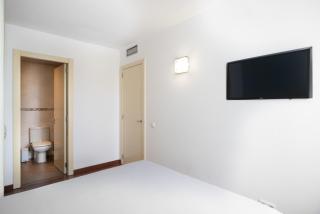 Av d'Eduard Maristany, 13 - 1