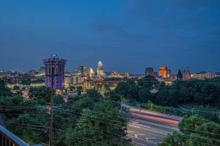 Incredible Cincy City Views - Rooftop Patio - Covington - 0