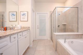 New Home Luxury 8 Bedrooms At Windsor Island - 1