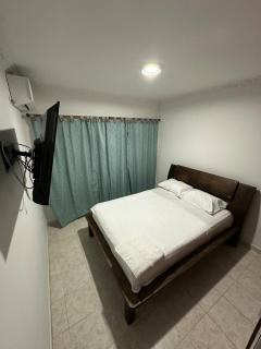 Casa entera, independiente en excelente ubicación - Neiva - 9