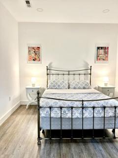 New 2BDR 2BATHS 1 Park Spot APT Super Close to NYC - 9