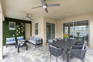 Brand New 6 Bedrooms At Solara Resort - 1