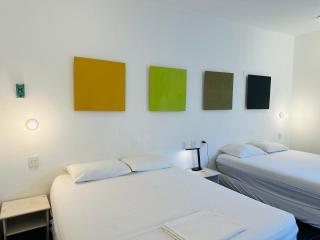 Freelance Hostel - 4