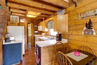 Access to Lake Okeechobee Cabin with Perks! - 3