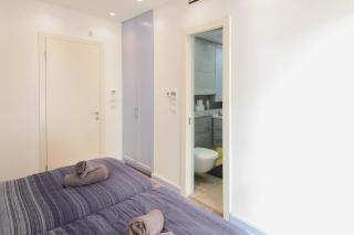Bright, Spacious, & Homey Central Rechavia Residence - 1