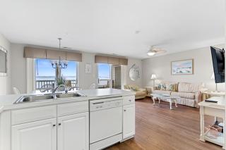 Bayfront Condo on 22nd St with Sunset Views, Balcony & Near Boardwalk Fun - 5