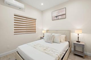 Modern Private Home w Full Kitchen & Parking - West Covina - 8