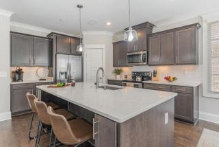 Trilogy - Private Porch - Walk to Centennial Park - Nashville - 2