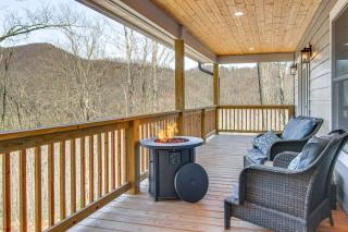Modern Retreat with Mtn Views in Maggie Valley! - Maggie Valley - 9