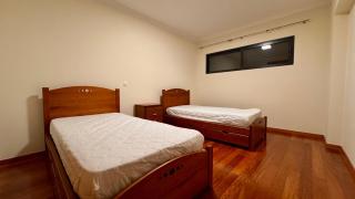 Coastal Comfort at Riverside - 4 Min to Airport! - Santa Cruz - 9