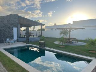 Casa Recanto Bomfim - 700 metros da Praia - 05 Suítes climatizadas com área de lazer incrível - Aracaju - 6