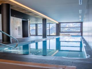 Charming alpine apartment with panoramic views - 8