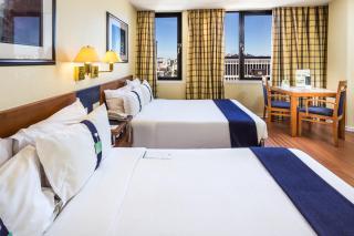 Holiday Inn Lisbon by IHG - 4