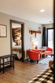 Erin Hills Area Perfect Retreat - Fall Colors Specials! - 5