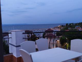 HOUSEDENz - Chernomorets - 9