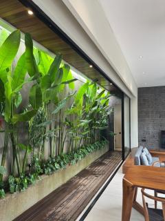 Cozy Luxe 3BR Villa in The Heart of Batu Bolong, Canggu - 9