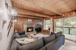 Glacier Springs Cabin 27 - A private 2-story cabin pet-friendly - Deming - 8
