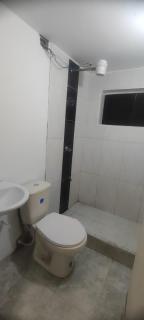Habitación con baño privado - - 4