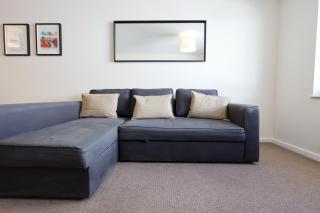 Cozy Kingsize Stay in City Centre! - 3