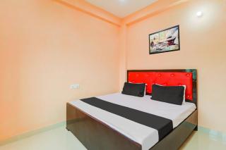 Hotel O Malihabad Palace - - 0
