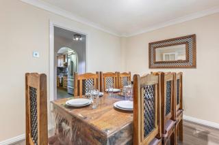 Cohost Partners 3BR Retreat with Conservatory - Birmingham - 9