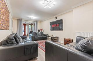 Cohost Partners 3BR Retreat with Conservatory - Birmingham - 0