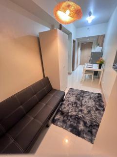 UNISTAY Shore 3 Pool View w Balcony near MOA - Manila - 8