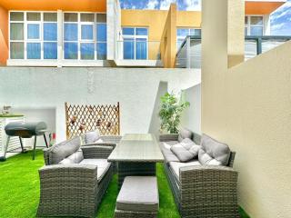3 BR Fully Furnished with BBQ Griller - Dubai - 1