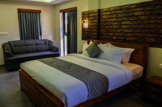 Vythiri Gold Resort - - 1