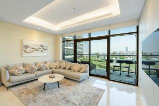 3 Bed with Private Beach In Palm Jumeirah - 0