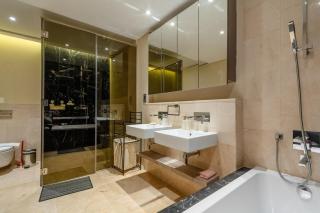 3 Bed with Private Beach In Palm Jumeirah - 9