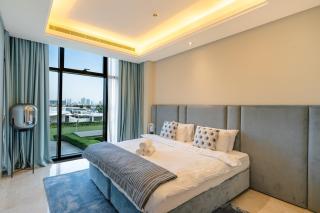 3 Bed with Private Beach In Palm Jumeirah - 7