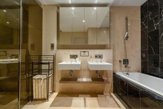 3 Bed with Private Beach In Palm Jumeirah - 4