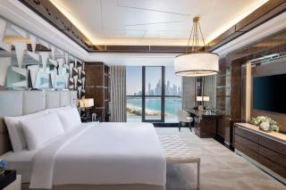 Hilton Dubai Palm Jumeirah - 7