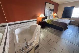 Super 8 by Wyndham Pontoon Beach IL/St. Louis MO Area - Pontoon Beach - 1