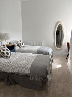 Luxury Dorset Coastal Retreat - Rodwell - 4