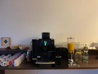 River View Apartments Hotel - Bratislava - 9