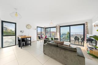 Bright modern apartment with lake view in Evian - Neuvecelle - 0