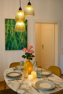 Geschmackvolle Design Wohnung - 15 min Airport & Parkplatz - 9