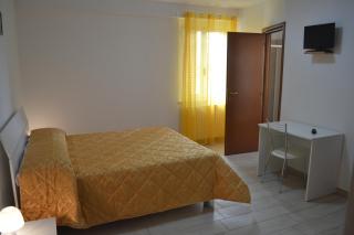 Camere I Monelli - Asís - 1