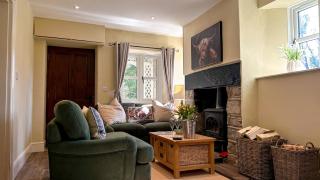 Bettws Hall Accommodation - Newtown - 2