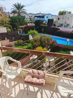 Eva Gardens corner house with stunning garden and huge swimming pool next to CORAL BAY - Peyia - 1