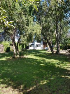 Casa con chimenea y gran parque - Bariloche - 9