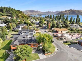 Wanaka Tree On Your Doorstep! - Wanaka - 7