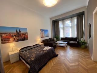 Florentinum Gate 3-Bedrooms, 2-Bathrooms, city center - Praga - 7