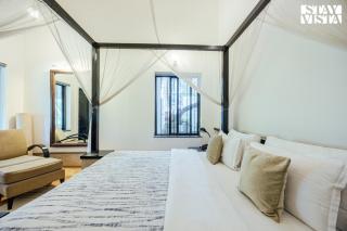 5bhk Luxurious Heritage Villa La Bougainvillea with Pvt Pool, Bathtub, BBQ at Porvorim - Porvorim - 2