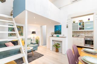 Green apartment, in the middle of the city center, quiet, AC - 7