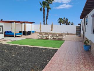 Villa Experience Heated Salty Water Pool - 3